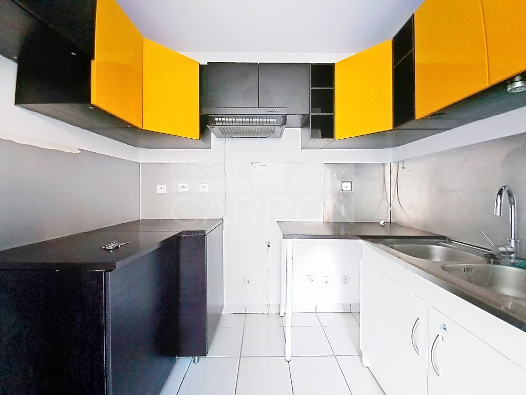 APPARTEMENT T3 A VENDRE - BRON - 73 m2 - 270000€