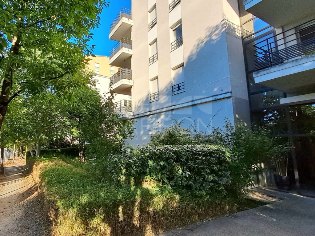 APPARTEMENT T3 A VENDRE - BRON - 73 m2 - 259 000 &euro;
