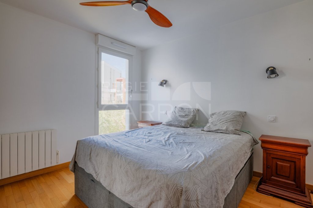 APPARTEMENT T3 A VENDRE - CALUIRE ET CUIRE - 74 m2 - 335 000 &euro;
