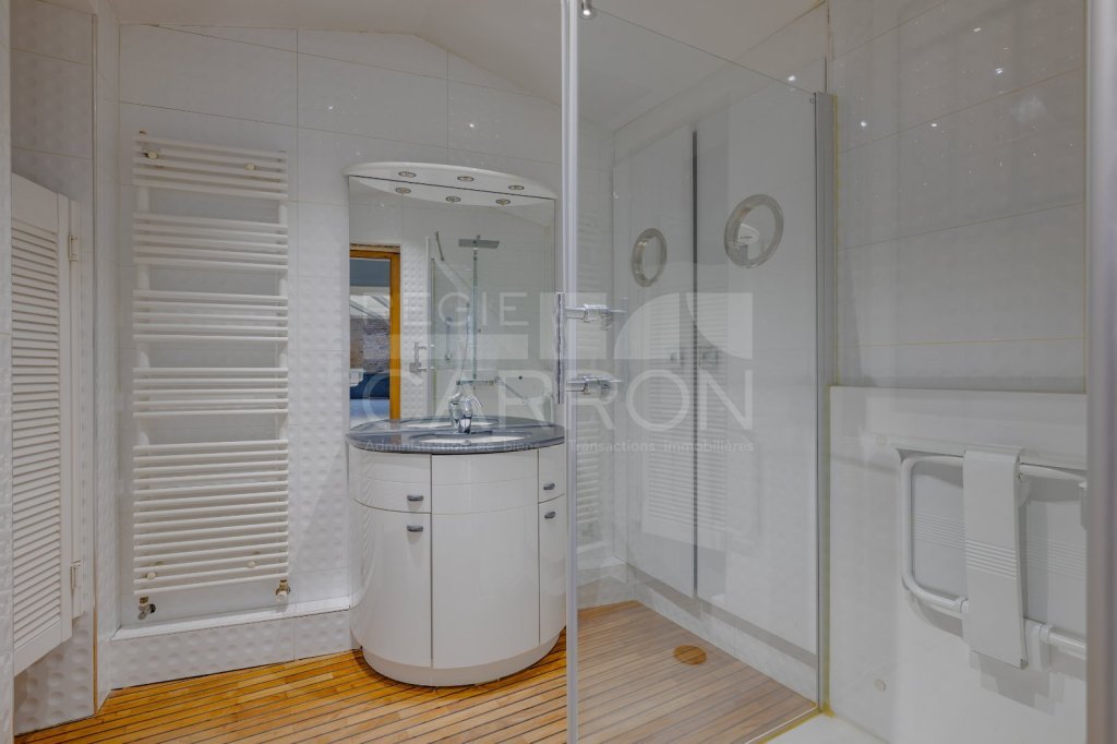 APPARTEMENT T3 A VENDRE - LYON 1ER ARRONDISSEMENT - 105.21 m2 - 499�000�&euro;