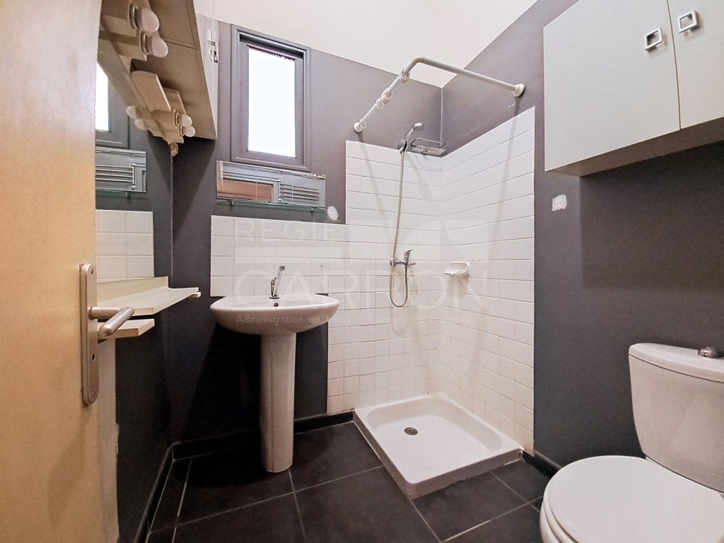 APPARTEMENT T3 A VENDRE - LYON 1ER ARRONDISSEMENT - 62 m2 - 260�000�&euro;