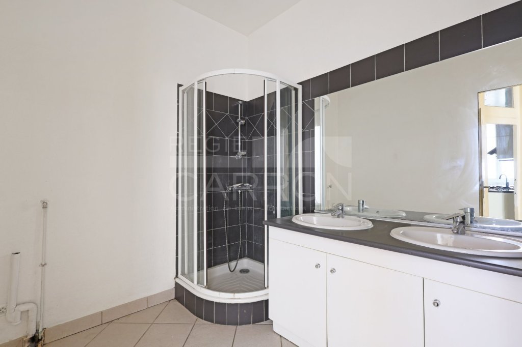 APPARTEMENT T3 A VENDRE - LYON 1ER ARRONDISSEMENT - 72.04 m2 - 290�000�&euro;