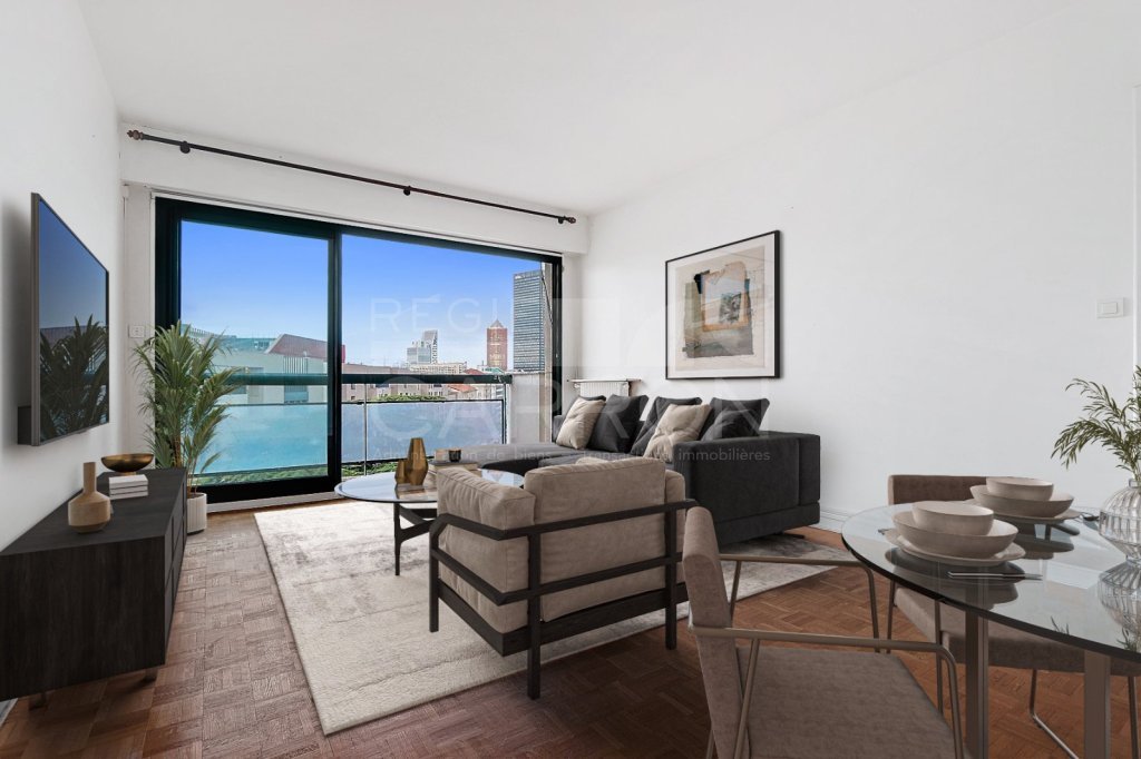 Appartement 3 pi�ces avec balcons - 2 chambres - LYON 3EME ARRONDISSEMENT - 62 m2 - VENDU