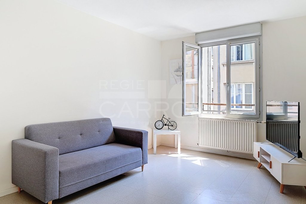 Appartement 3 pices avec balcon - 2 chambres - LYON 3EME ARRONDISSEMENT - 76 m2 - VENDU