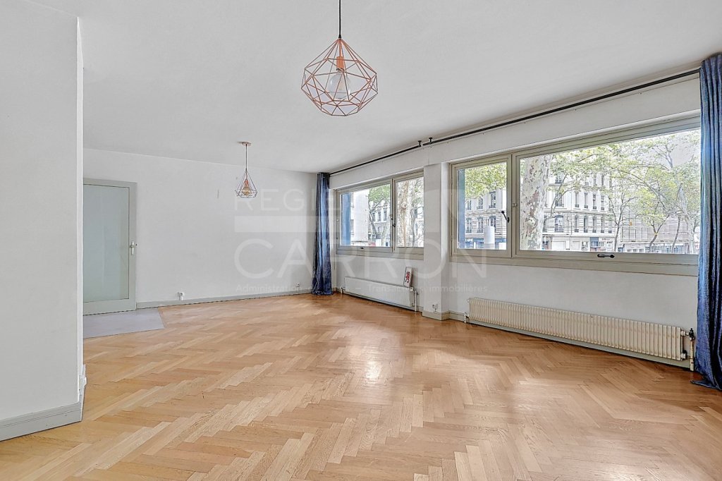 Appartement 3 pices - 2 chambres A VENDRE - LYON 3EME ARRONDISSEMENT - 88.1 m2 - 295000€