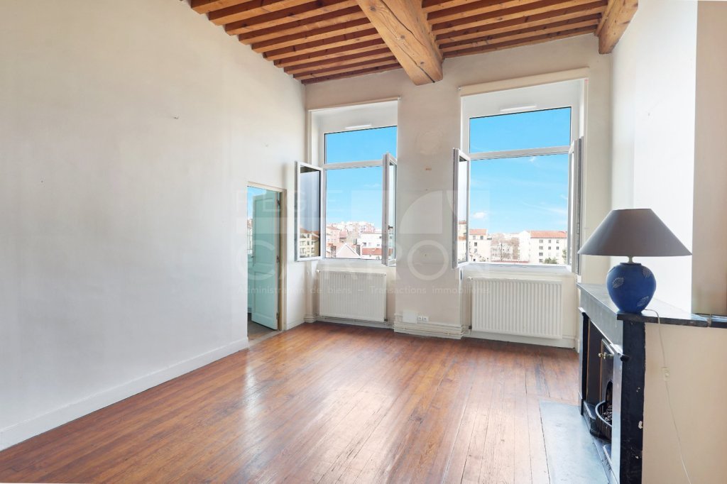 Appartement T2 bis avec mezzanine - 1 chambre A VENDRE - LYON 4EME ARRONDISSEMENT - 67 m2 - 349200€