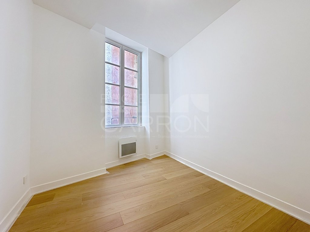 APPARTEMENT T3 A VENDRE - LYON 5EME ARRONDISSEMENT - 57 m2 - 315 000 &euro;