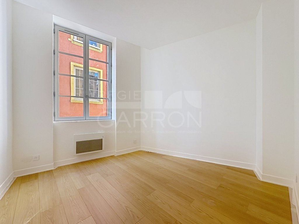 APPARTEMENT T3 A VENDRE - LYON 5EME ARRONDISSEMENT - 57 m2 - 315 000 &euro;