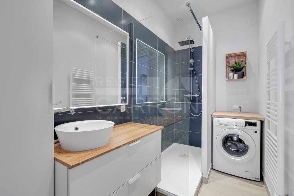 Appartement 3 pièces - 2 chambres A VENDRE - LYON 6EME ARRONDISSEMENT - 76.16 m2 - 410 000 &euro;