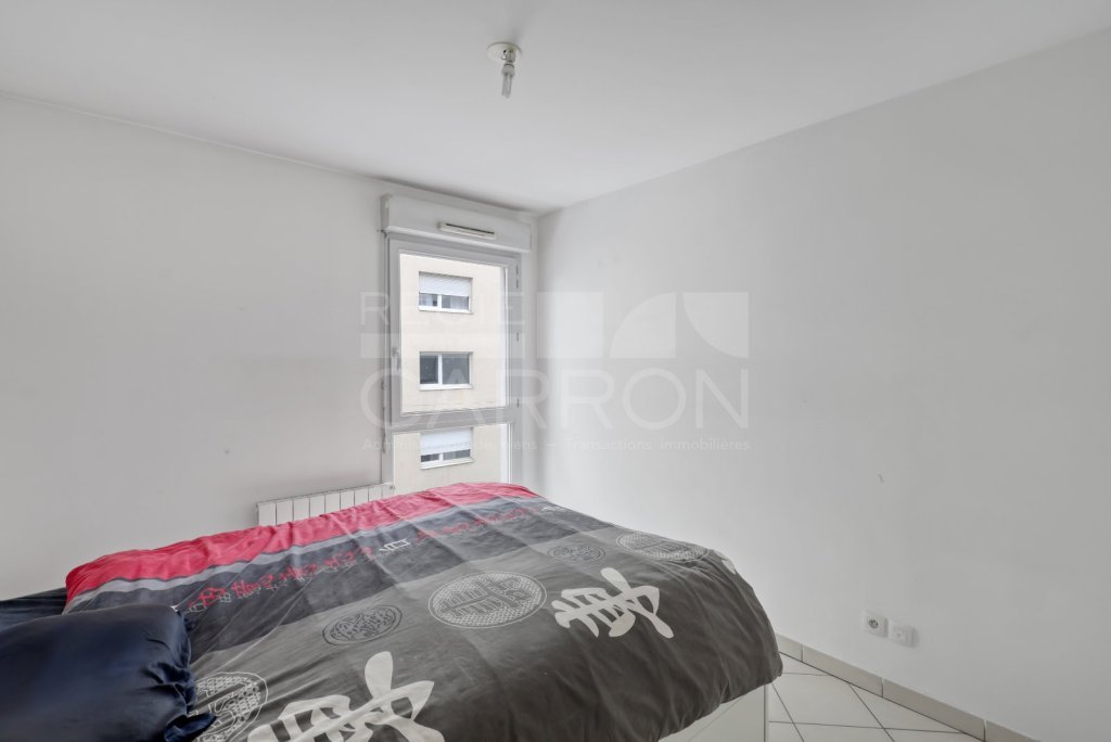 Appartement 3 pi�ces avec terrasse - 2 chambres A VENDRE - LYON 7EME ARRONDISSEMENT - 73 m2 - 325�000�&euro;