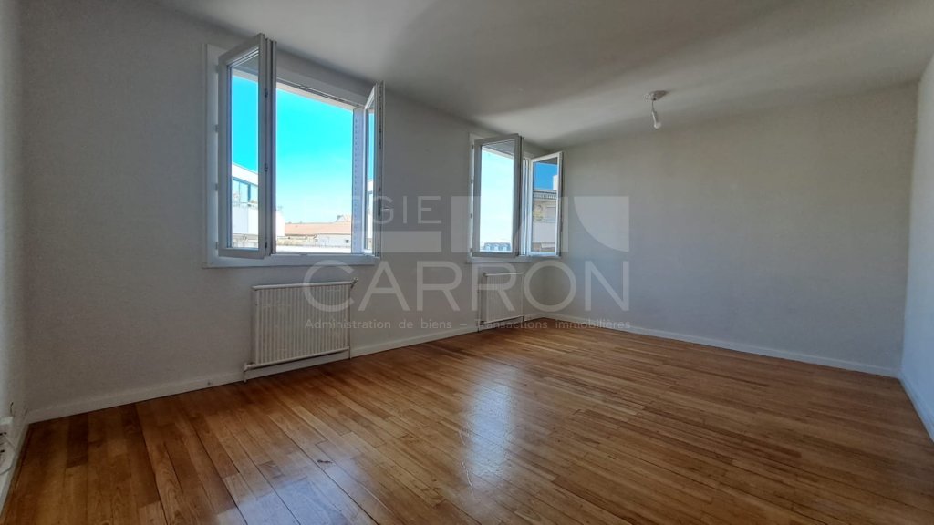 APPARTEMENT T3 A VENDRE - LYON 7EME ARRONDISSEMENT - 70 m2 - 260 000 &euro;