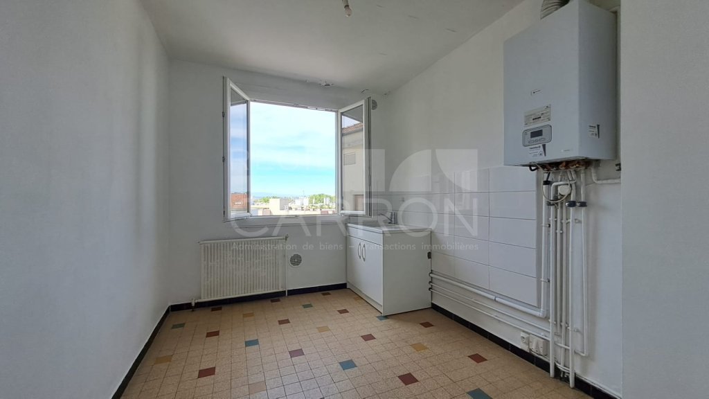 APPARTEMENT T3 A VENDRE - LYON 7EME ARRONDISSEMENT - 70 m2 - 260 000 &euro;