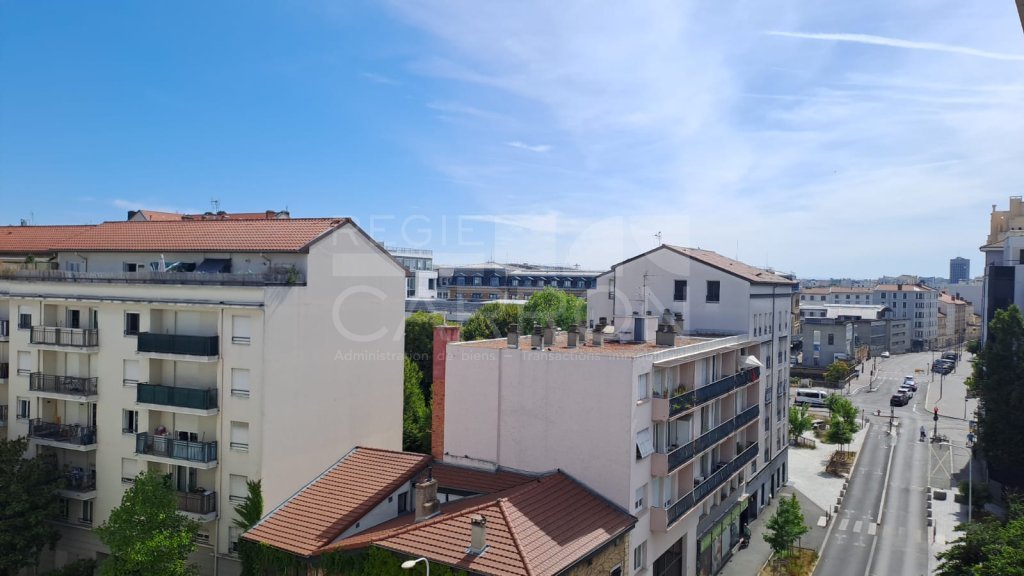 APPARTEMENT T3 A VENDRE - LYON 7EME ARRONDISSEMENT - 70 m2 - 260 000 &euro;