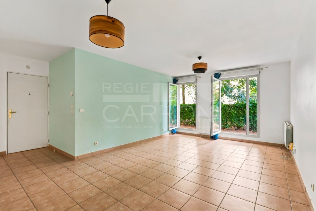 Appartement 3 pièces avec terrasse - 2 chambres A VENDRE - LYON 8EME ARRONDISSEMENT - 72 m2 - 285 000 &euro;