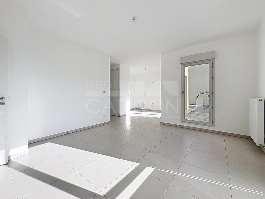 APPARTEMENT T3 A VENDRE - RILLIEUX LA PAPE - 78 m2 - 440�000�&euro;