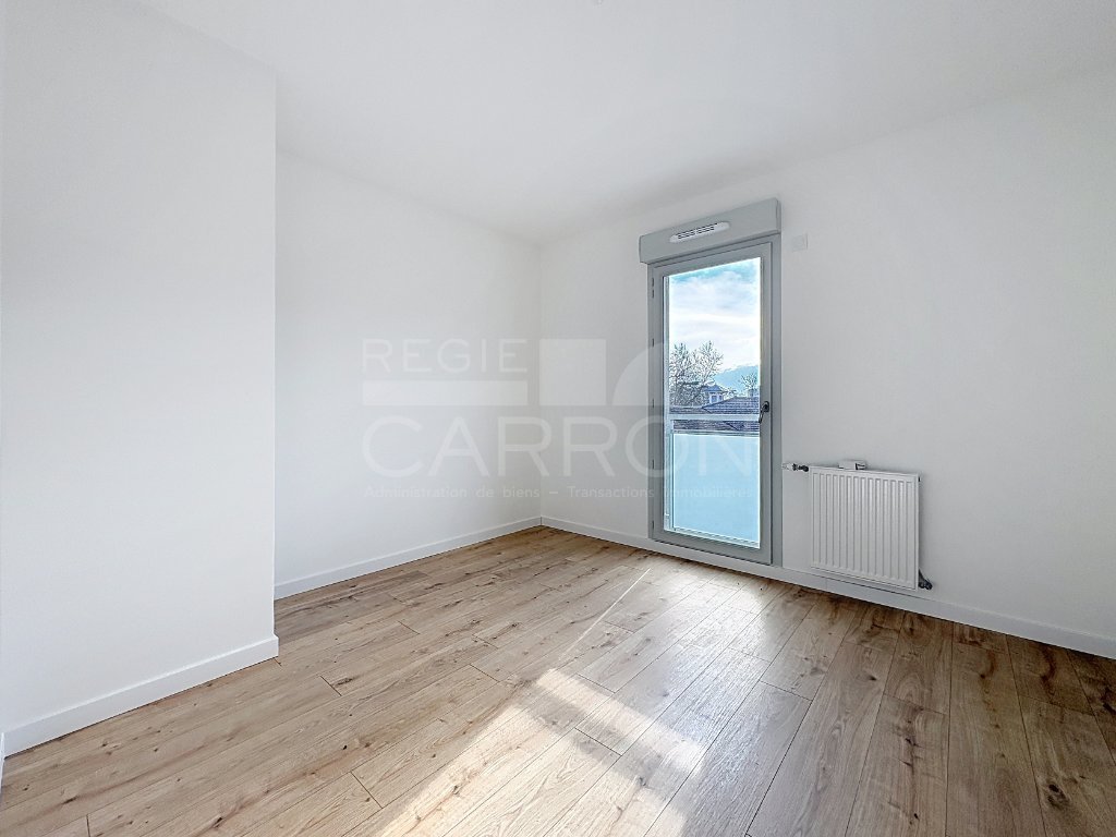 APPARTEMENT T3 A VENDRE - RILLIEUX LA PAPE - 61 m2 - 282�000�&euro;