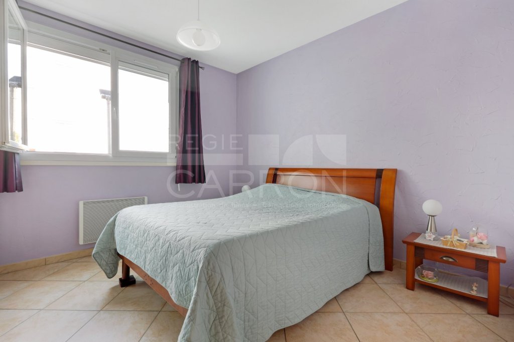 Appartement 3 pices avec loggia - 2 chambres - ST PRIEST - 72 m2 - VENDU