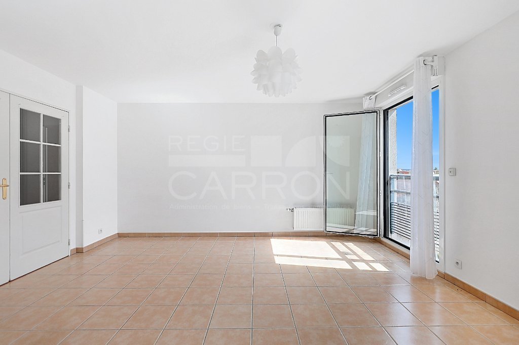 Appartement 3 pièces - 2 chambres - VILLEURBANNE - 75.27 m2 - VENDU