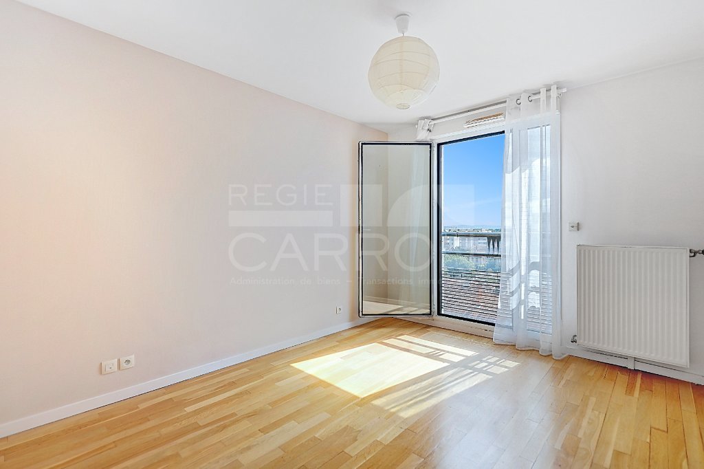 Appartement 3 pièces - 2 chambres - VILLEURBANNE - 75.27 m2 - VENDU
