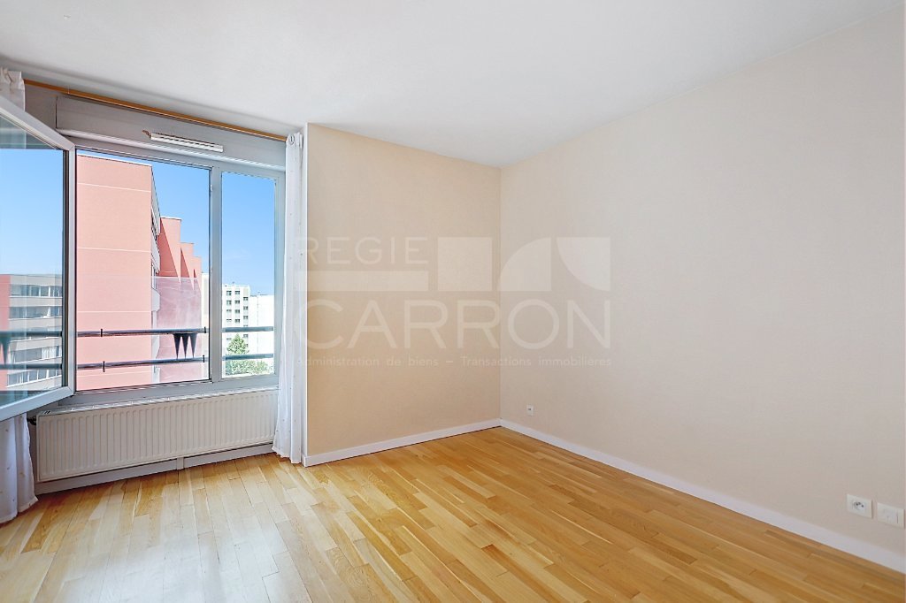 Appartement 3 pièces - 2 chambres - VILLEURBANNE - 75.27 m2 - VENDU