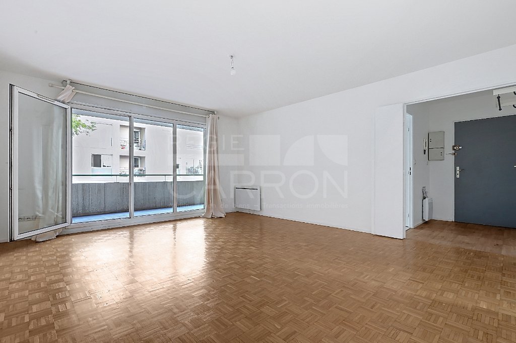 Appartement 3 pièces avec terrasse - 2 chambres A VENDRE - VILLEURBANNE - 66 m2 - 240 000 €