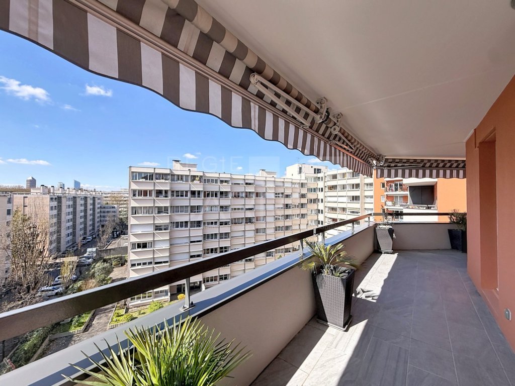 APPARTEMENT T3 A VENDRE - VILLEURBANNE - 68 m2 - 334�000�&euro;