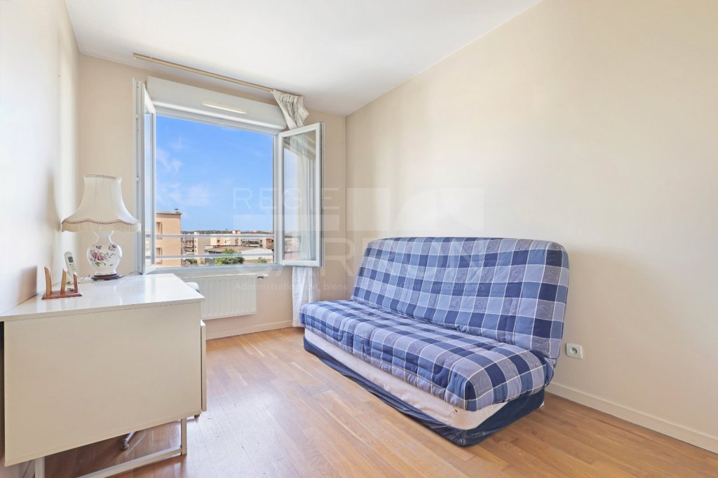 Appartement 3 pièces avec balcon - 2 chambres A VENDRE - VILLEURBANNE - 70.03 m2 - 290 000 &euro;