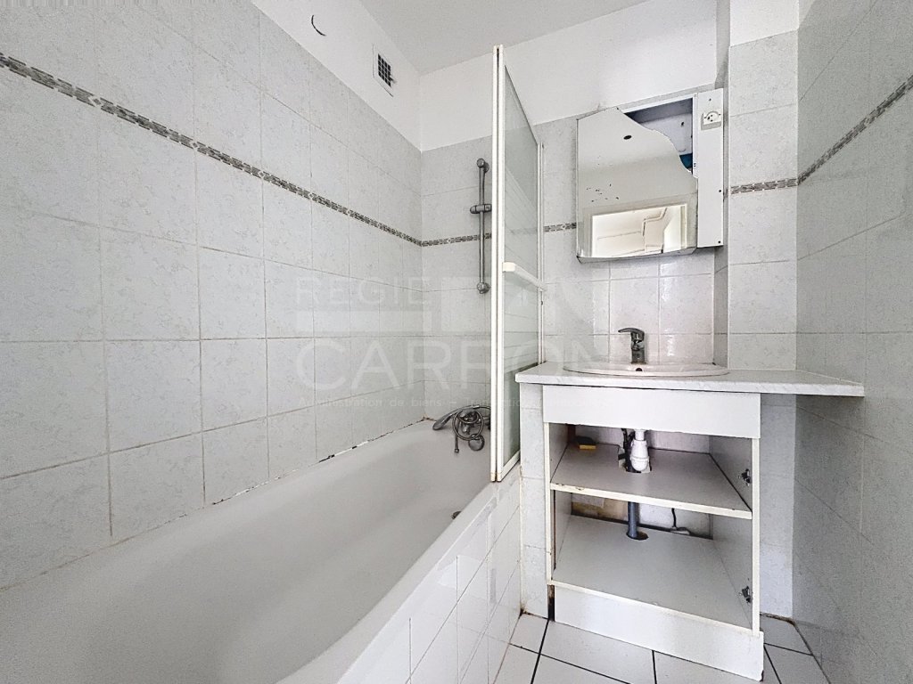 APPARTEMENT T3 A VENDRE - VILLEURBANNE - 66 m2 - 189 000 &euro;