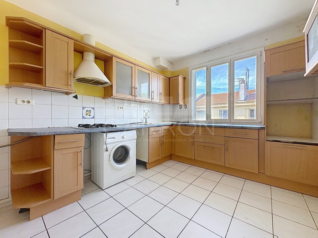 APPARTEMENT T3 A VENDRE - VILLEURBANNE - 66 m2 - 189 000 &euro;