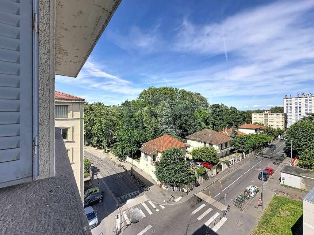 APPARTEMENT T3 A VENDRE - VILLEURBANNE - 66 m2 - 189 000 &euro;