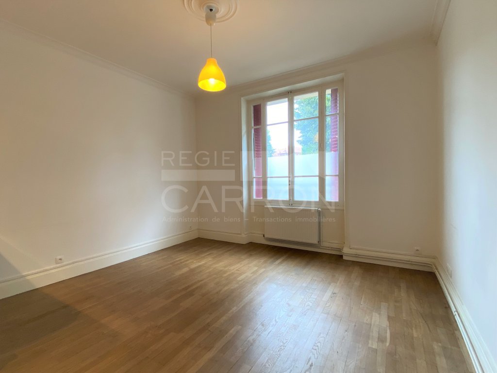 APPARTEMENT T4 A LOUER - LYON 3EME ARRONDISSEMENT - 89.04 m2 - 1 363 &euro; charges comprises par mois