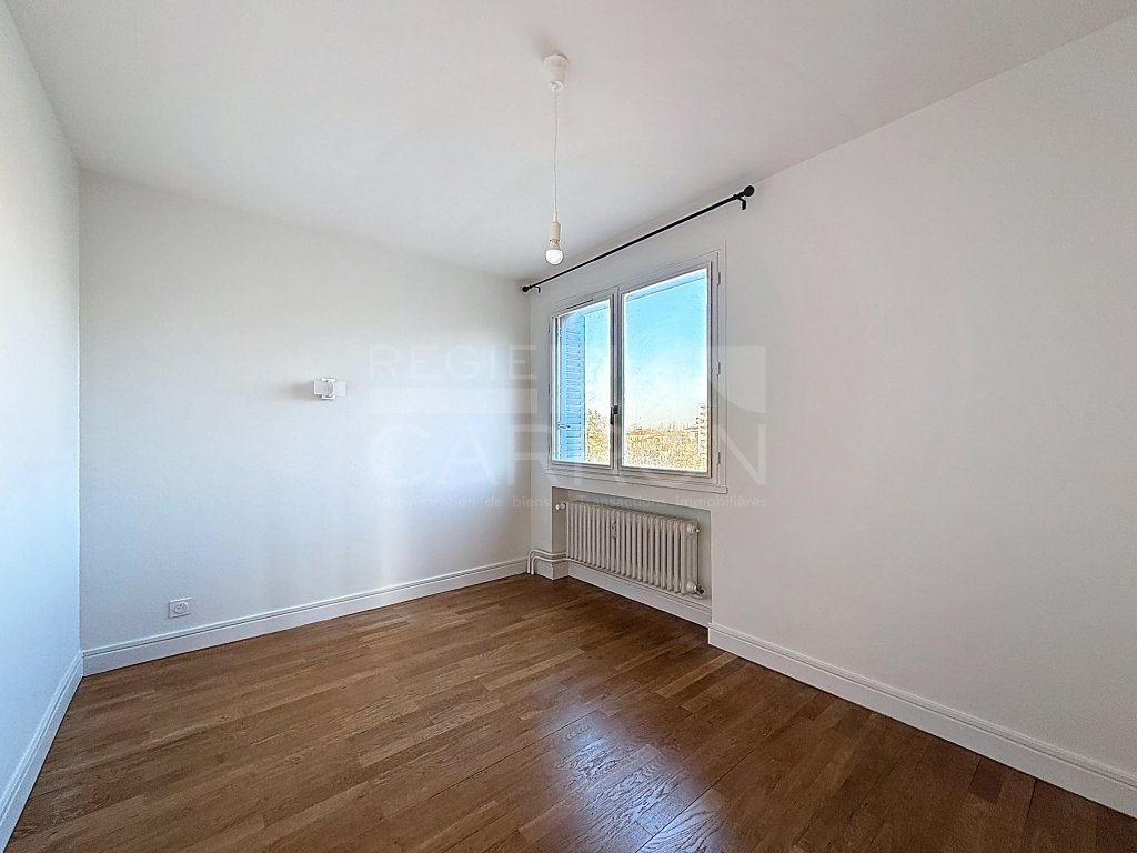 APPARTEMENT T4 A LOUER - VILLEURBANNE - 73.1 m2 - 995�&euro; charges comprises par mois