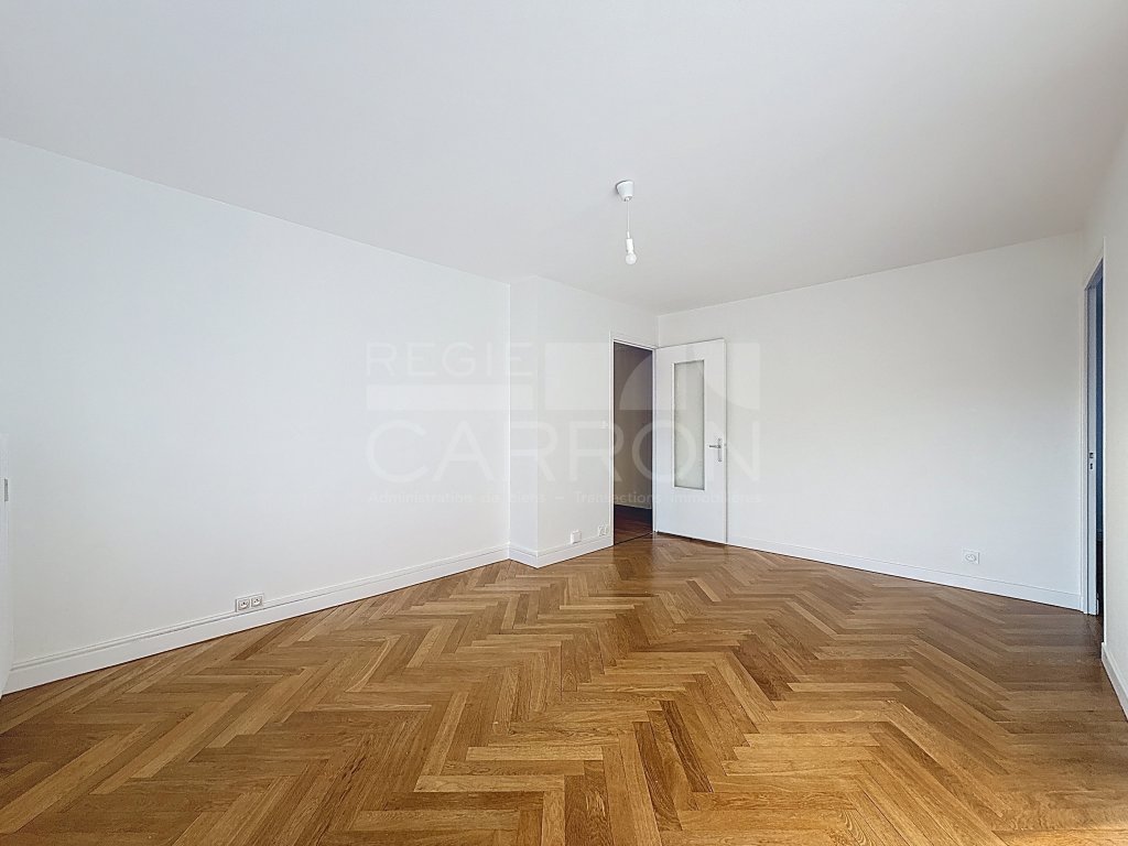 APPARTEMENT T4 A LOUER - VILLEURBANNE - 73.1 m2 - 995�&euro; charges comprises par mois