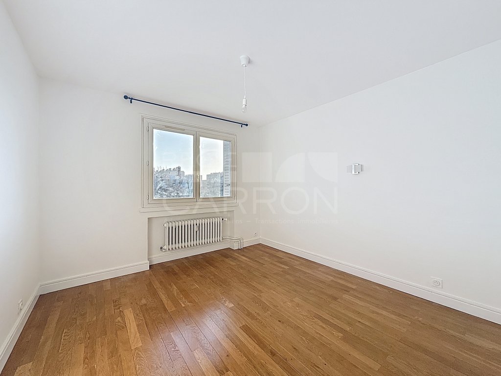 APPARTEMENT T4 A LOUER - VILLEURBANNE - 73.1 m2 - 995�&euro; charges comprises par mois