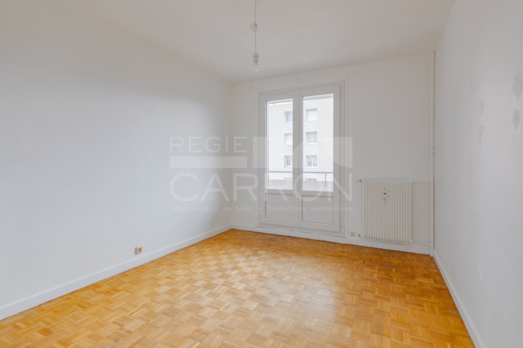 APPARTEMENT T4 - CALUIRE ET CUIRE - 84 m2 - VENDU