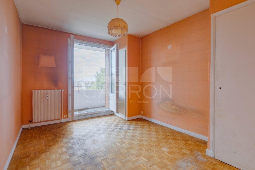 APPARTEMENT T4 - CALUIRE ET CUIRE - 84 m2 - VENDU