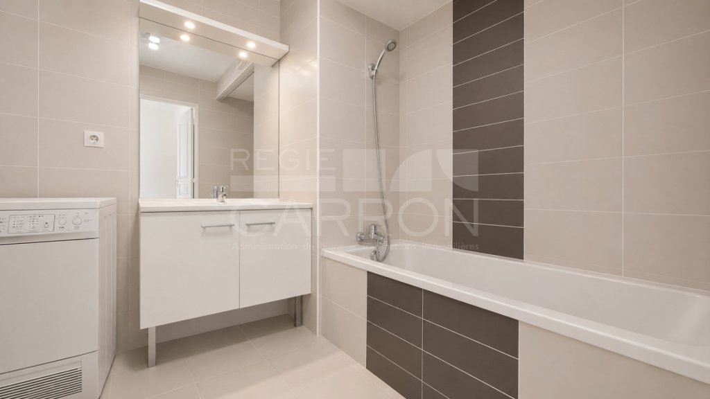 APPARTEMENT T4 A VENDRE - CALUIRE ET CUIRE - 100 m2 - 425 000 &euro;