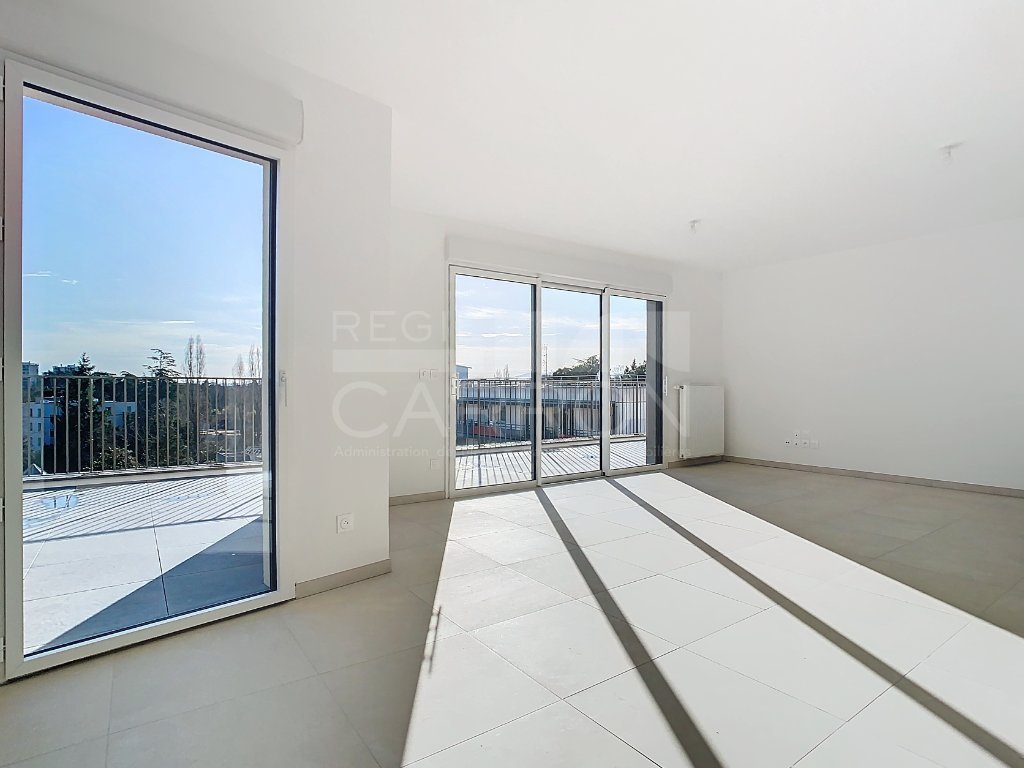 APPARTEMENT T4 A VENDRE - ECULLY - 79 m2 - 549900€