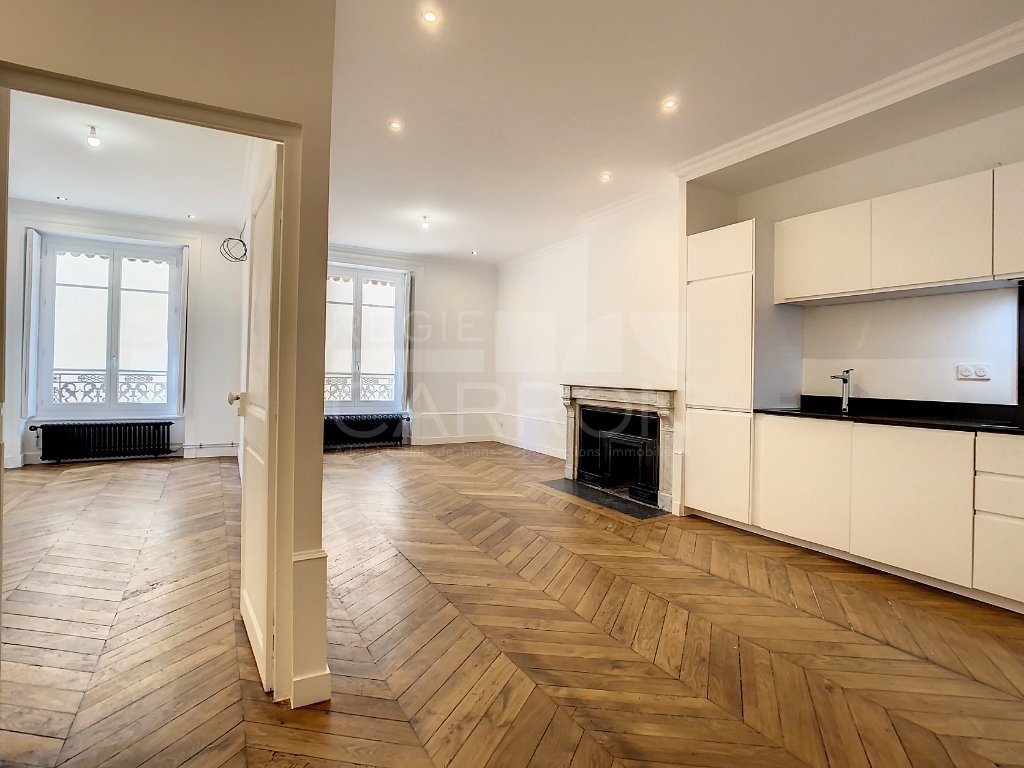APPARTEMENT T4 A VENDRE - LYON 1ER ARRONDISSEMENT - 99 m2 - 549000€