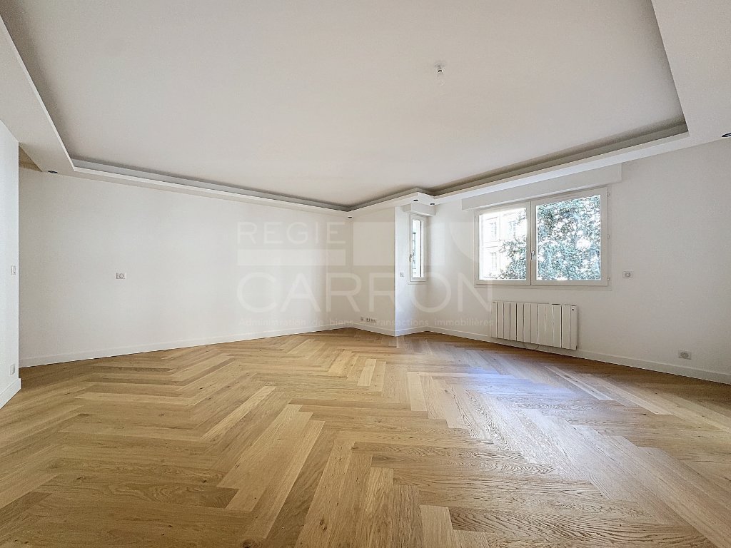 APPARTEMENT T4 A VENDRE - LYON 2EME ARRONDISSEMENT - 91 m2 - 495000€