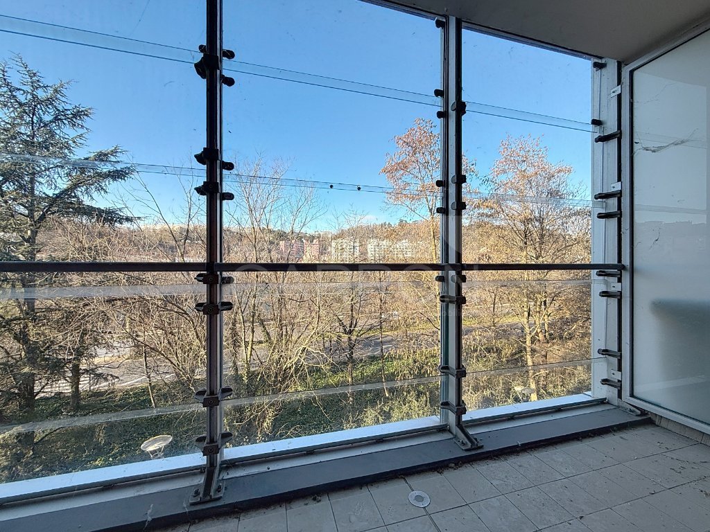 APPARTEMENT T4 - LYON 6EME ARRONDISSEMENT - 102 m2 - VENDU