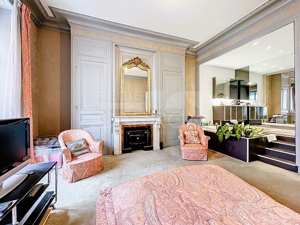 APPARTEMENT T4 A VENDRE - LYON 6EME ARRONDISSEMENT - 158 m2 - 849�000�&euro;