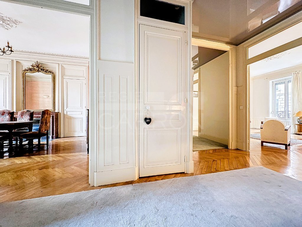 APPARTEMENT T4 A VENDRE - LYON 6EME ARRONDISSEMENT - 158 m2 - 849�000�&euro;