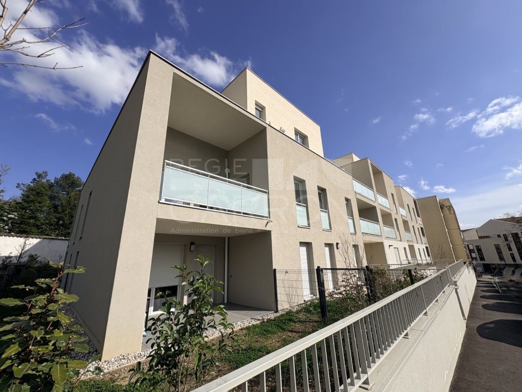 APPARTEMENT T4 A VENDRE - RILLIEUX LA PAPE CREPIEU - 78 m2 - 440 000 &euro;