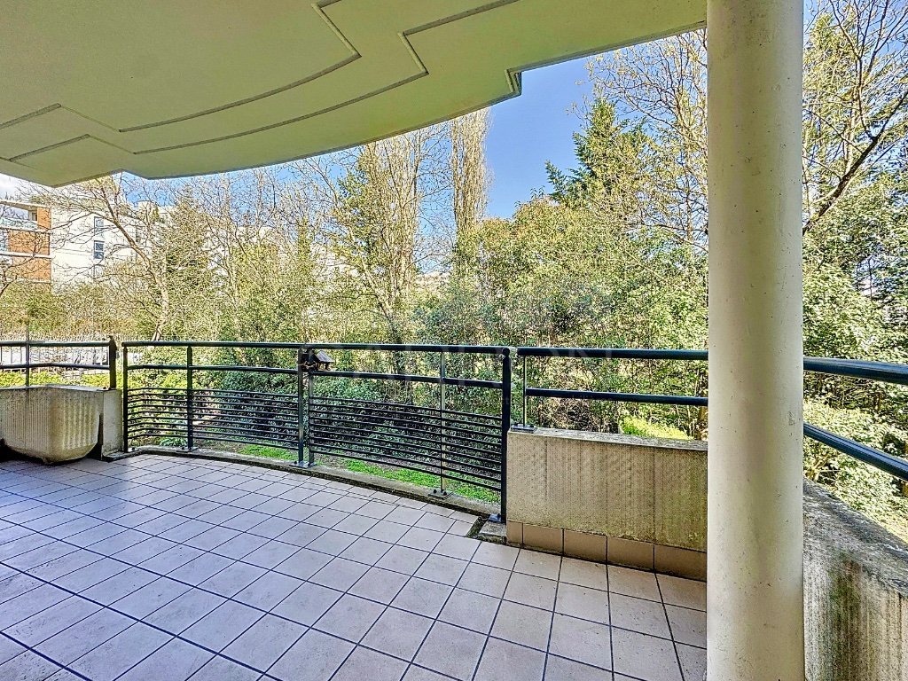 Appartement de type 4 A VENDRE - TASSIN LA DEMI LUNE - 90.12 m2 - 360000€