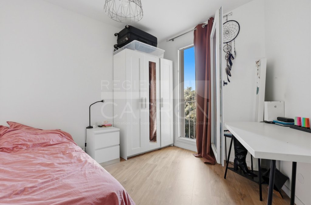 Appartement 4 pièces avec terrasse - 3 chambres A VENDRE - VILLEURBANNE - 67 m2 - 219 000 &euro;