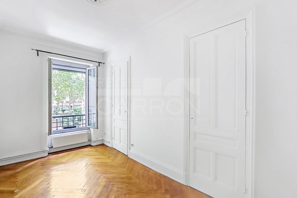 Appartement 5 pices - 4 chambres A VENDRE - LYON 3EME ARRONDISSEMENT - 135.28 m2 - 569000€