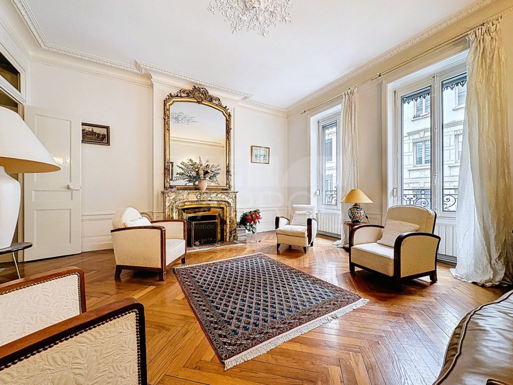 APPARTEMENT T5 A VENDRE - LYON 6EME ARRONDISSEMENT - 158 m2 - 849 000 &euro;