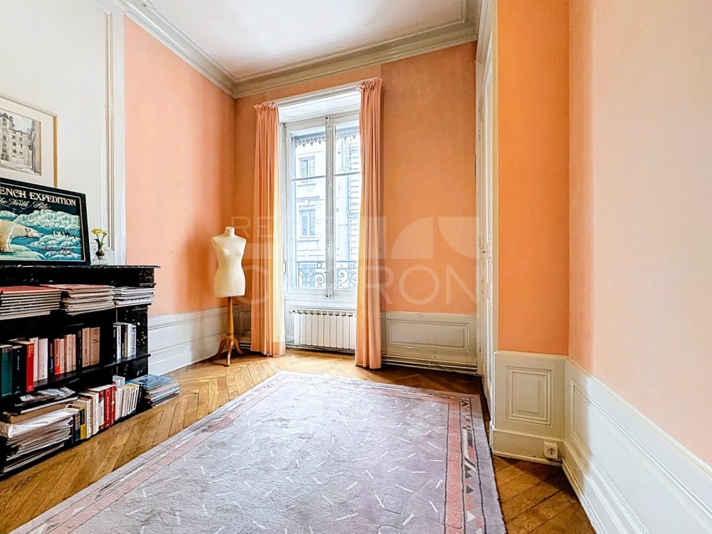 APPARTEMENT T5 A VENDRE - LYON 6EME ARRONDISSEMENT - 158 m2 - 849 000 &euro;