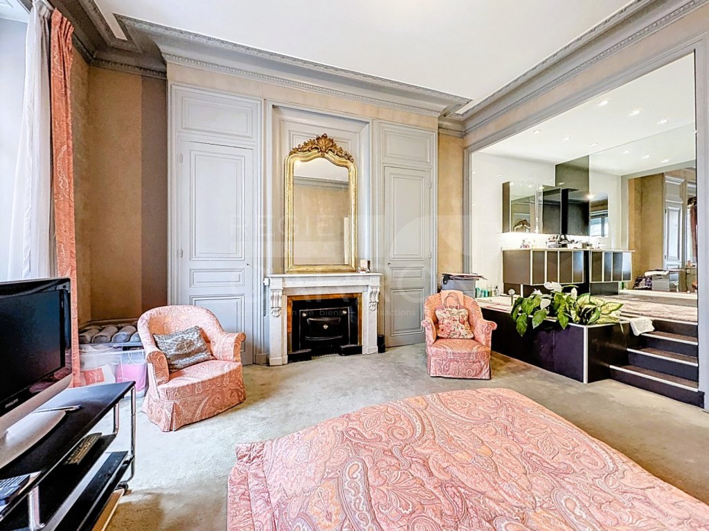 APPARTEMENT T5 A VENDRE - LYON 6EME ARRONDISSEMENT - 158 m2 - 849 000 &euro;